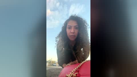 Snapshot of baddievanity101 chatting on 04.02.26 baddievanity101 online show from 04.02.26