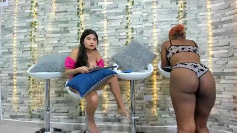 Snapshot of badgirls_000 chatting on 03.10.25 candy and dayan online show from 03.10.25