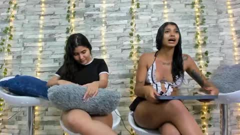 Snapshot of badgirls_000 chatting on 03.12.25 candy and dayan online show from 03.12.25