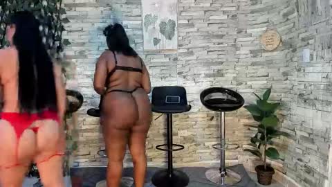 Snapshot of badgirls_000 chatting on 01.13.26 candy and dayan online show from 01.13.26