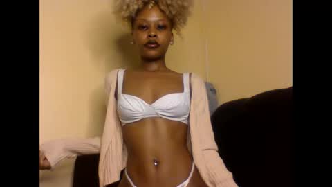 Lily. online show from 12.22.25