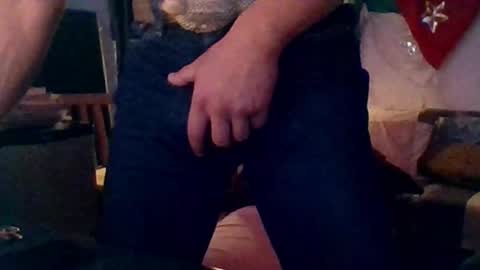 Snapshot of badhombremx chatting on 12.31.24 Mexican livin Off the Wall online show from 12.31.24