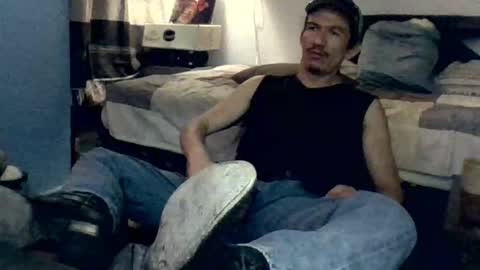 Snapshot of badhombremx chatting on 10.15.25 Mexican livin Off the Wall online show from 10.15.25