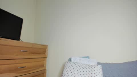 Snapshot of badmodel_ chatting on 01.09.25 Name online show from 01.09.25