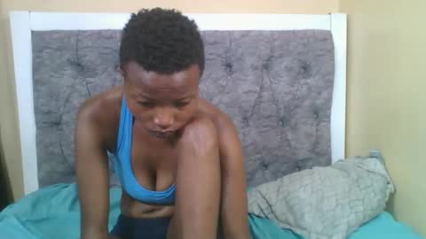 Snapshot of bads_hornies chatting on 12.20.25 bads_hornies online show from 12.20.25