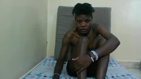 Snapshot of bads_hornies chatting on 01.13.26 bads_hornies online show from 01.13.26