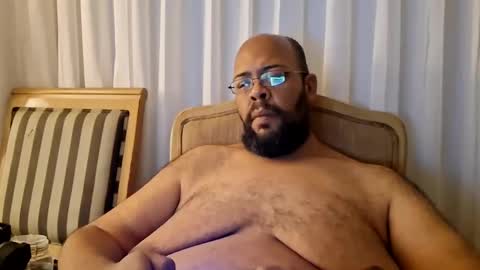 Snapshot of badteddy25 chatting on 11.13.25 badteddy25 online show from 11.13.25