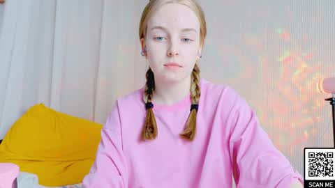 Snapshot of bae_cake_ chatting on 03.30.26 Alice online show from 03.30.26