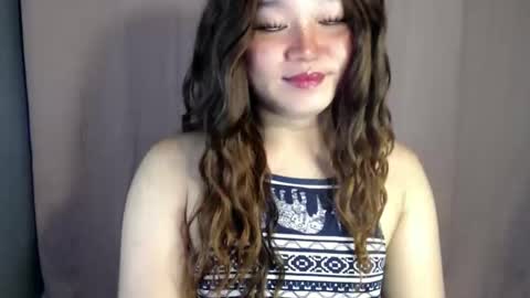 Snapshot of bahoglaway69 chatting on 10.31.25 april online show from 10.31.25