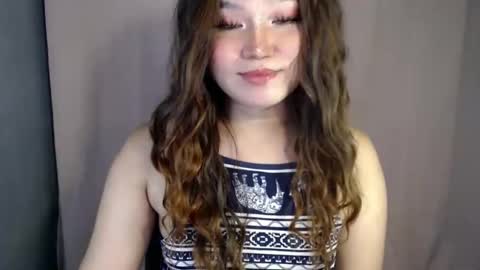 Snapshot of bahoglaway69 chatting on 11.25.25 april online show from 11.25.25