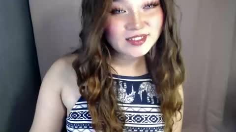 Snapshot of bahoglaway69 chatting on 11.26.25 april online show from 11.26.25