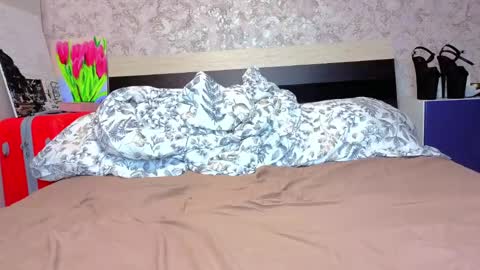 holly online show from 04.30.26