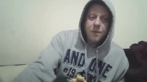 Snapshot of ballzrockwell chatting on 02.05.25 ballzrockwell online show from 02.05.25