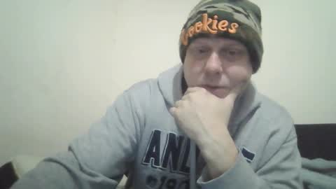 Snapshot of ballzrockwell chatting on 03.08.25 ballzrockwell online show from 03.08.25