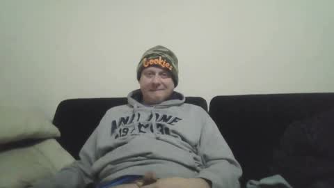 Snapshot of ballzrockwell chatting on 03.11.25 ballzrockwell online show from 03.11.25