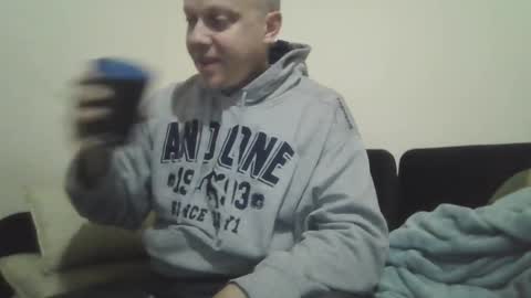 Snapshot of ballzrockwell chatting on 10.08.25 ballzrockwell online show from 10.08.25