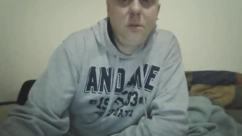 Snapshot of ballzrockwell chatting on 05.31.26 ballzrockwell online show from 05.31.26
