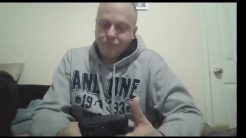 Snapshot of ballzrockwell chatting on 07.05.26 ballzrockwell online show from 07.05.26