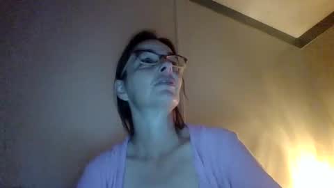 Snapshot of bamacpl80 chatting on 02.09.25 bamacpl80 online show from 02.09.25