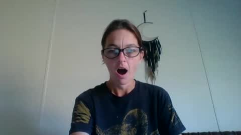 Snapshot of bamacpl80 chatting on 09.22.25 bamacpl80 online show from 09.22.25