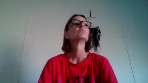 Snapshot of bamacpl80 chatting on 11.16.25 bamacpl80 online show from 11.16.25