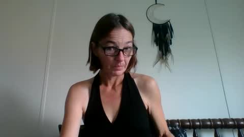 Snapshot of bamacpl80 chatting on 11.25.25 bamacpl80 online show from 11.25.25