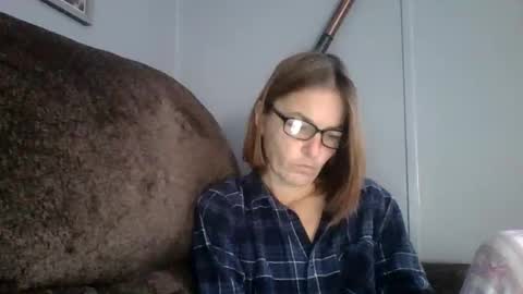 Snapshot of bamacpl80 chatting on 12.17.25 bamacpl80 online show from 12.17.25