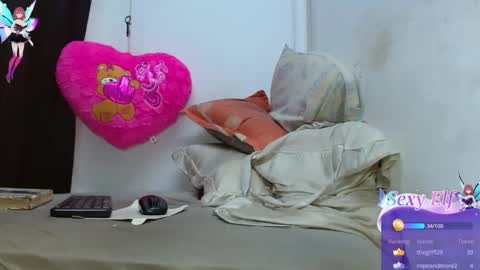 Snapshot of bambamxy chatting on 02.22.25 bambam online show from 02.22.25