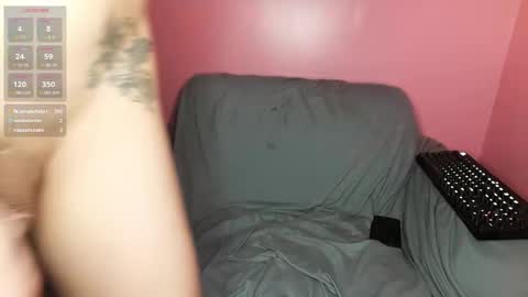 Snapshot of bambiandfriends chatting on 11.22.25 bambi online show from 11.22.25