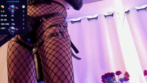 Snapshot of bambiiqueen chatting on 02.18.25 Bambi online show from 02.18.25