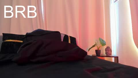 Snapshot of bambiiqueen chatting on 02.27.25 Bambi online show from 02.27.25