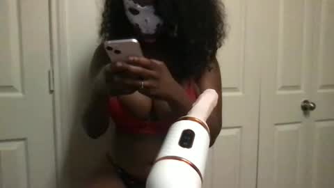 Snapshot of bambinokitt3n chatting on 12.15.24 SABRINA - ADD SNAP FOR DAILY CONTENT online show from 12.15.24