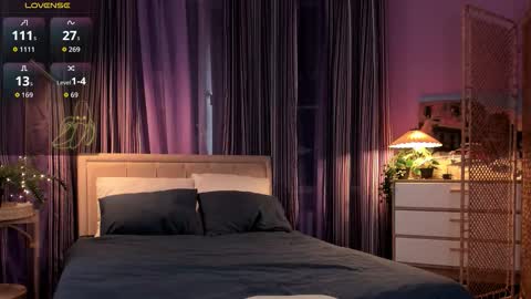 Snapshot of bananarum chatting on 02.17.26 Allie online show from 02.17.26