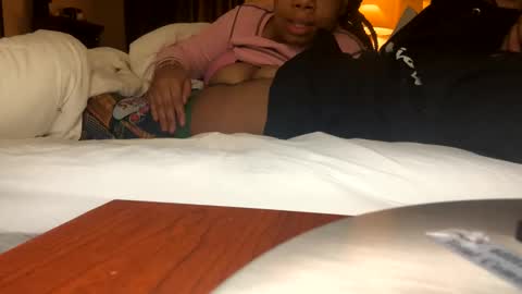 Snapshot of bangabeenlit chatting on 12.11.24 BeenLit online show from 12.11.24