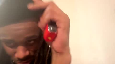 Snapshot of bangabeenlit chatting on 02.25.25 BeenLit online show from 02.25.25