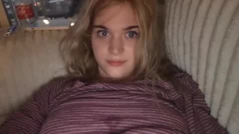 Snapshot of bansam1738 chatting on 11.08.25 bansam1738 online show from 11.08.25