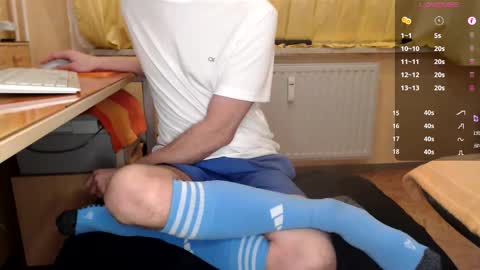       online show from 12.04.25