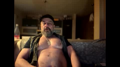 Snapshot of barba71 chatting on 01.31.25 Military man 69 online show from 01.31.25