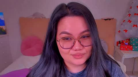 Snapshot of barbara_bb chatting on 01.06.25 Barbie Kim online show from 01.06.25