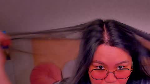 Snapshot of barbara_bb chatting on 01.11.25 Barbie Kim online show from 01.11.25