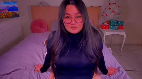 Snapshot of barbara_bb chatting on 01.12.25 Barbie Kim online show from 01.12.25