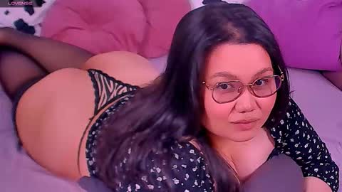 Snapshot of barbara_bb chatting on 10.17.25 Barbie Kim online show from 10.17.25