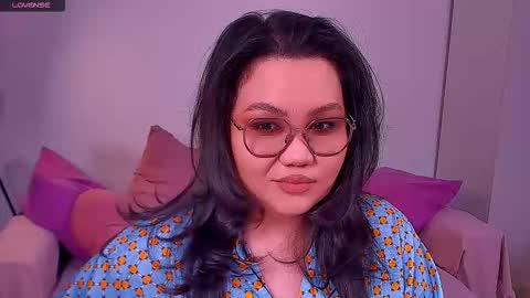 Snapshot of barbara_bb chatting on 11.22.25 Barbie Kim online show from 11.22.25