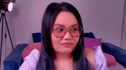 Snapshot of barbara_bb chatting on 12.15.25 Barbie Kim online show from 12.15.25