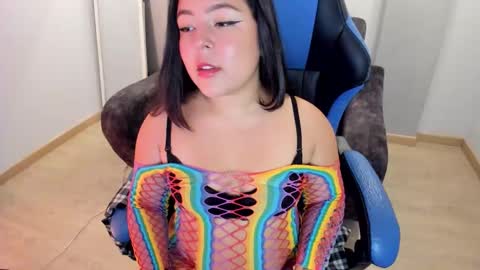 Snapshot of barbara_honey chatting on 10.25.25 Barbara online show from 10.25.25