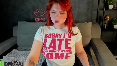 Snapshot of barbara_mitchel chatting on 10.12.25 barbara_mitchel online show from 10.12.25