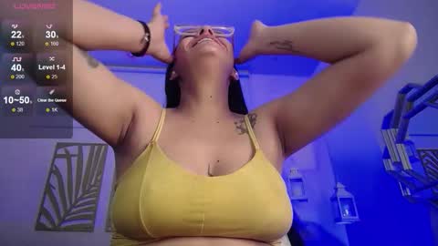 Snapshot of barbara_muller chatting on 11.30.25 barbara_muller online show from 11.30.25