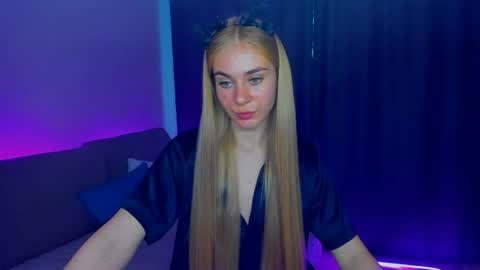 Snapshot of barbarachic chatting on 07.16.26 BarbaraChic online show from 07.16.26