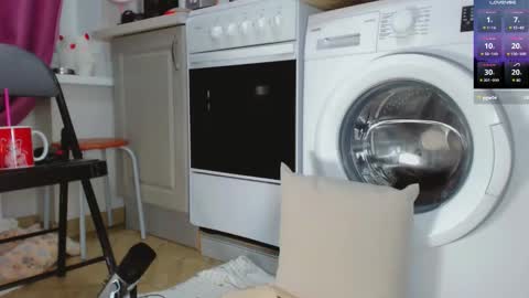 Amina online show from 09.29.25