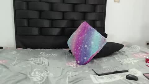 Snapshot of barbie_godut chatting on 02.04.25 barbie_godut online show from 02.04.25